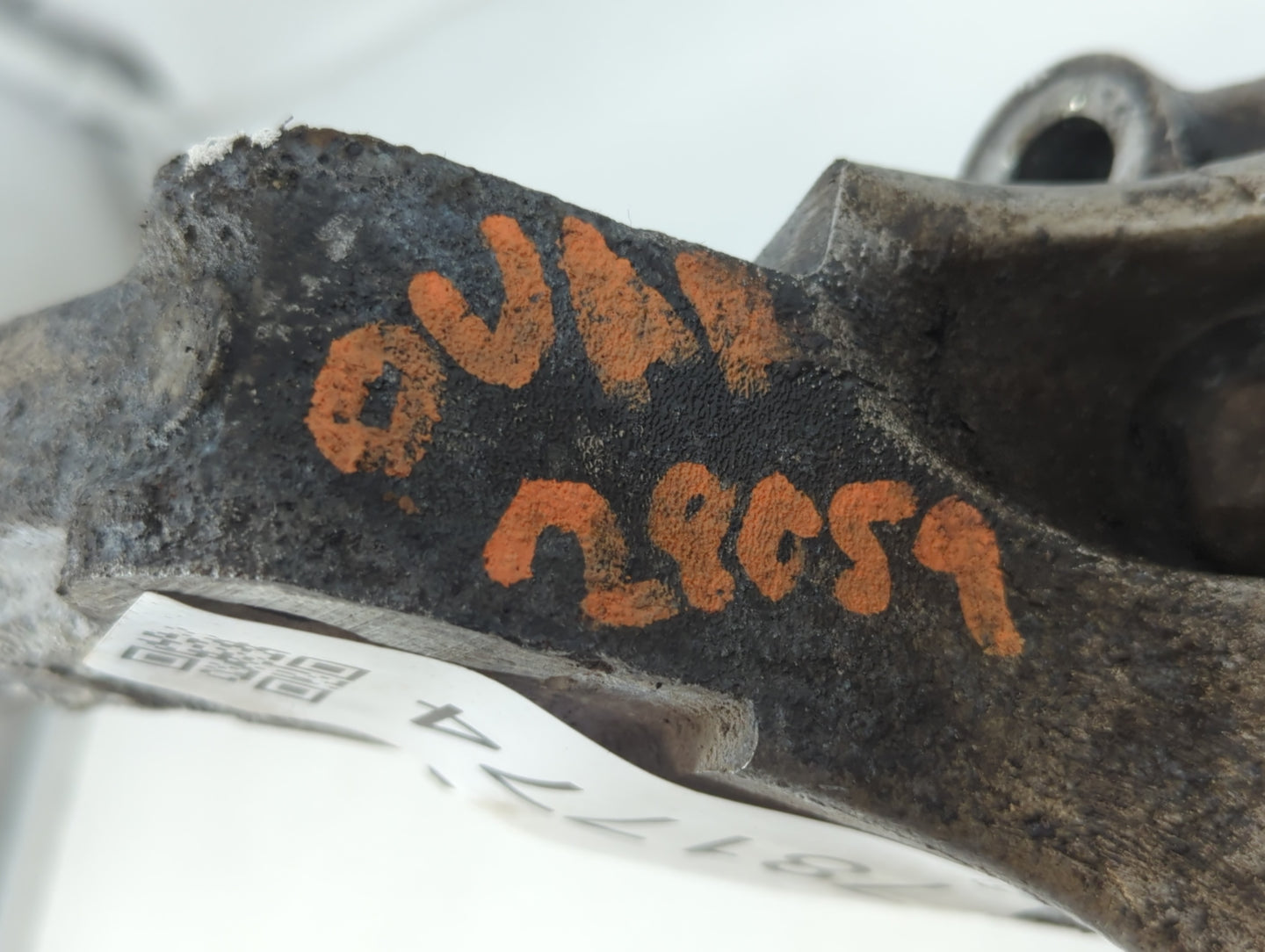 Pontiac Gprix Drivers Front Spindle Knuckle Oem - Oemusedautoparts1.com