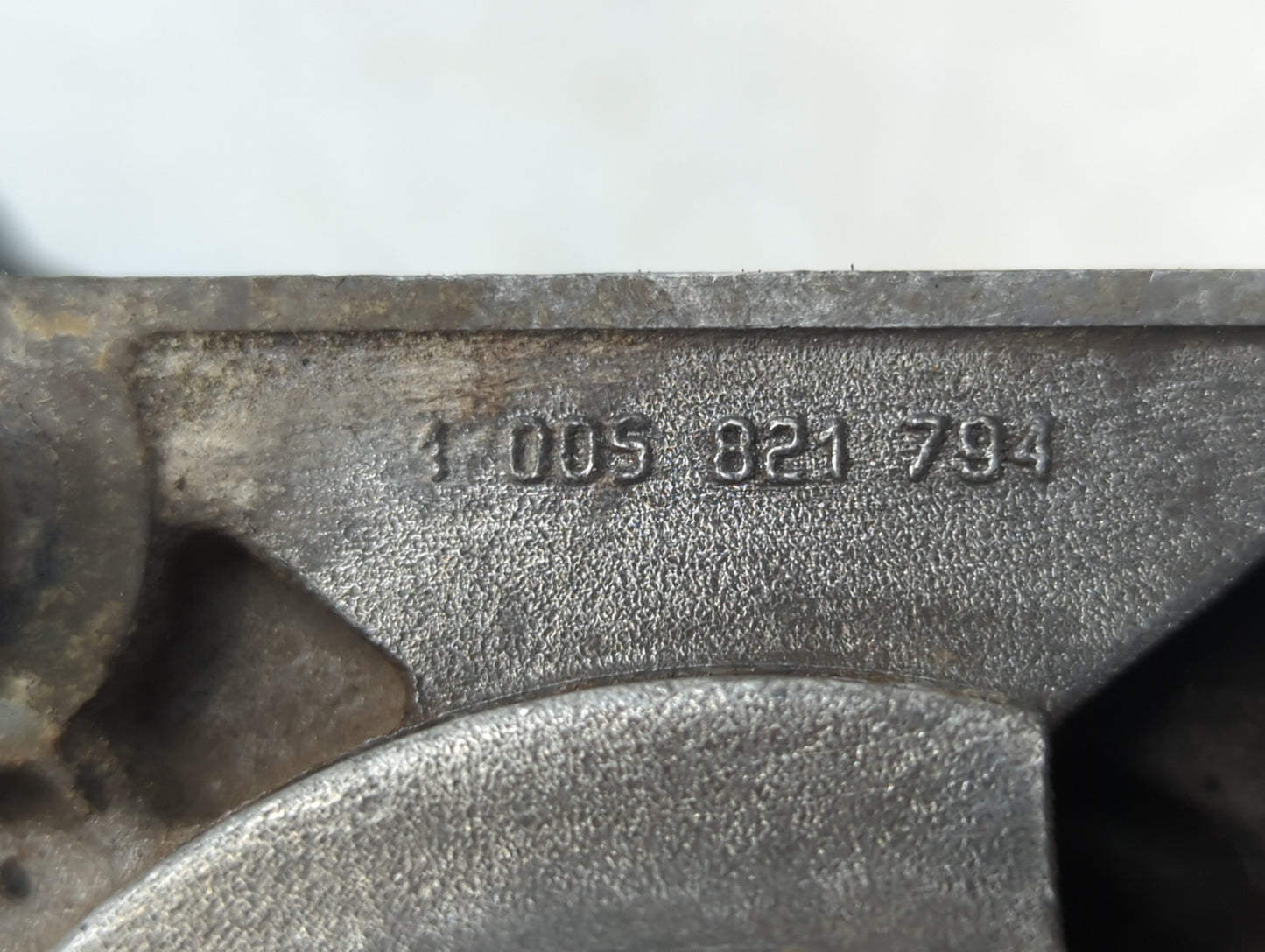 2003-2007 Volvo Xc90 Car Starter Motor Solenoid OEM P/N:1 005 821 794 Fits Fits 1999 2000 2001 2002 2003 2004 2005 2006 2007 OEM Used Auto Parts - Oemusedautoparts1.com