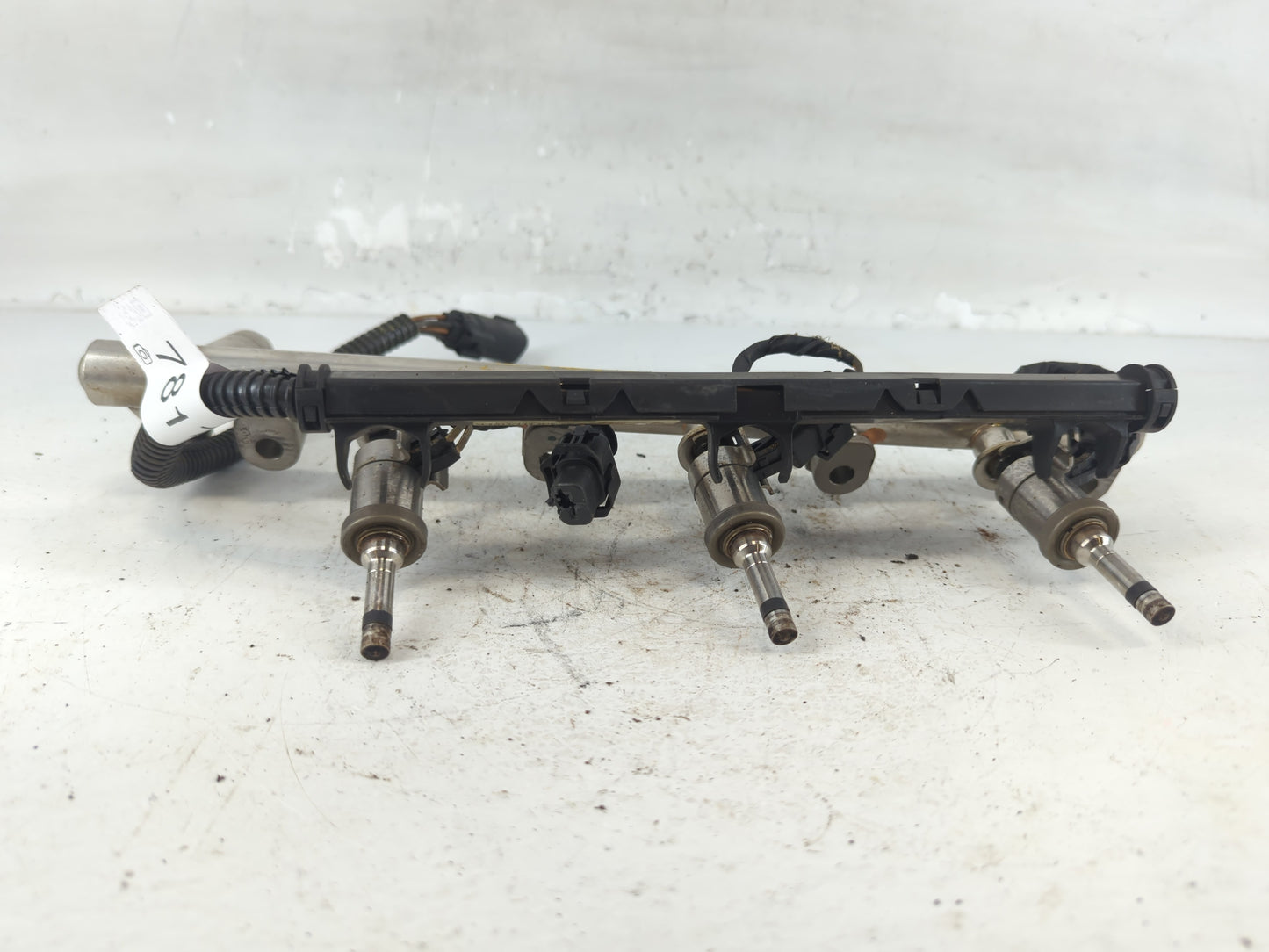 2011 Buick Lacrosse Fuel Injectors P/N:12638531 Fits OEM Used Auto Parts - Oemusedautoparts1.com