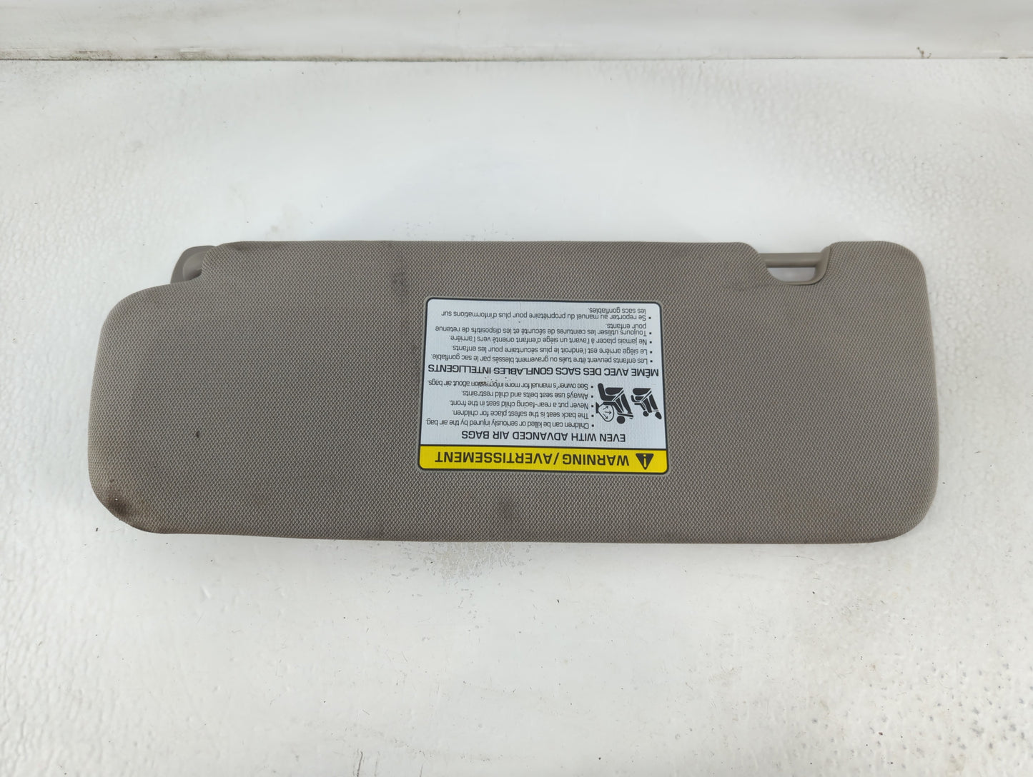 2015-2020 Kia Sedona Sun Visor Shade Replacement Passenger Right Mirror Fits Fits 2015 2016 2017 2018 2019 2020 OEM Used Auto Parts - Oemusedautoparts1.com