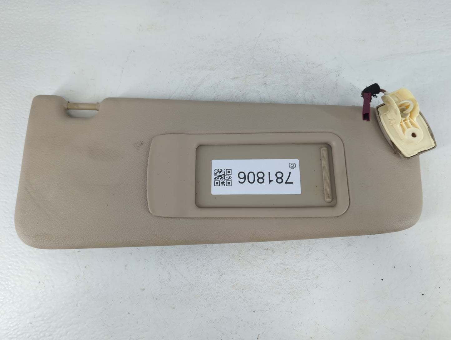 2010-2016 Bmw 535i Sun Visor Shade Replacement Passenger Right Mirror Fits Fits 2010 2011 2012 2013 2014 2015 2016 OEM Used Auto Parts - Oemusedautoparts1.com