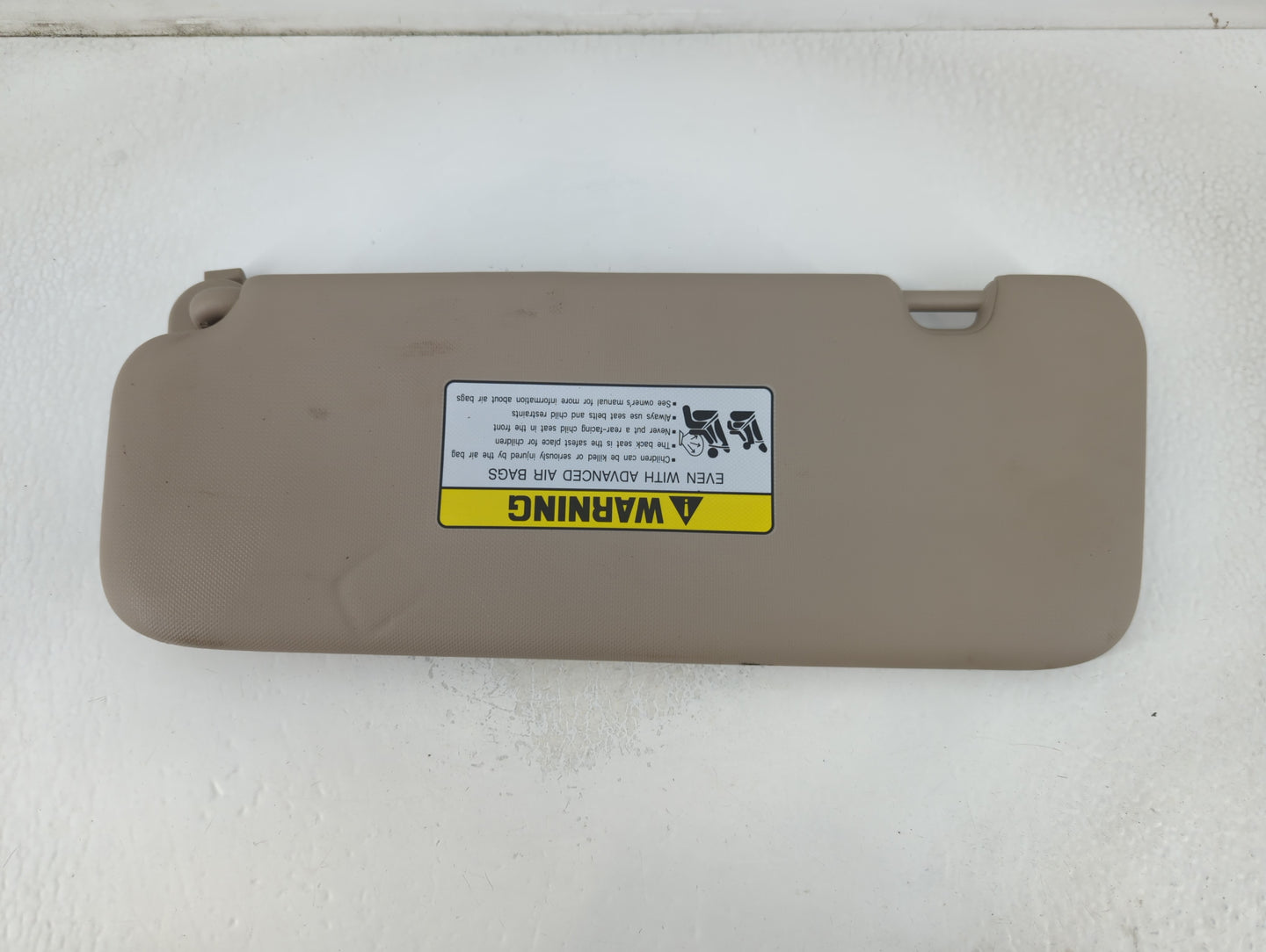 2017-2020 Hyundai Elantra Sun Visor Shade Replacement Driver Left Mirror Fits Fits 2017 2018 2019 2020 OEM Used Auto Parts - Oemusedautoparts1.com