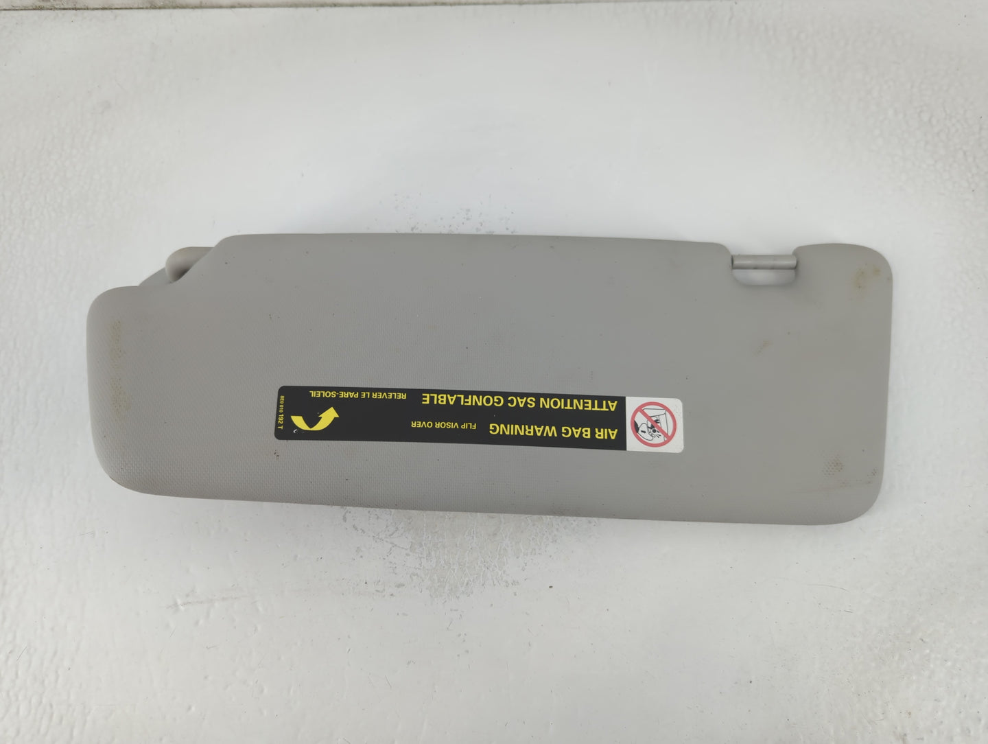 2010-2017 Audi A5 Sun Visor Shade Replacement Passenger Right Mirror Fits Fits 2010 2011 2012 2013 2014 2015 2016 2017 OEM Used Auto Parts - Oemusedautoparts1.com