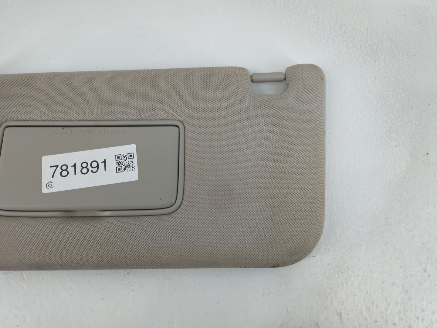 2019-2020 Nissan Pathfinder Sun Visor Shade Replacement Driver Left Mirror Fits Fits 2019 2020 OEM Used Auto Parts - Oemusedautoparts1.com