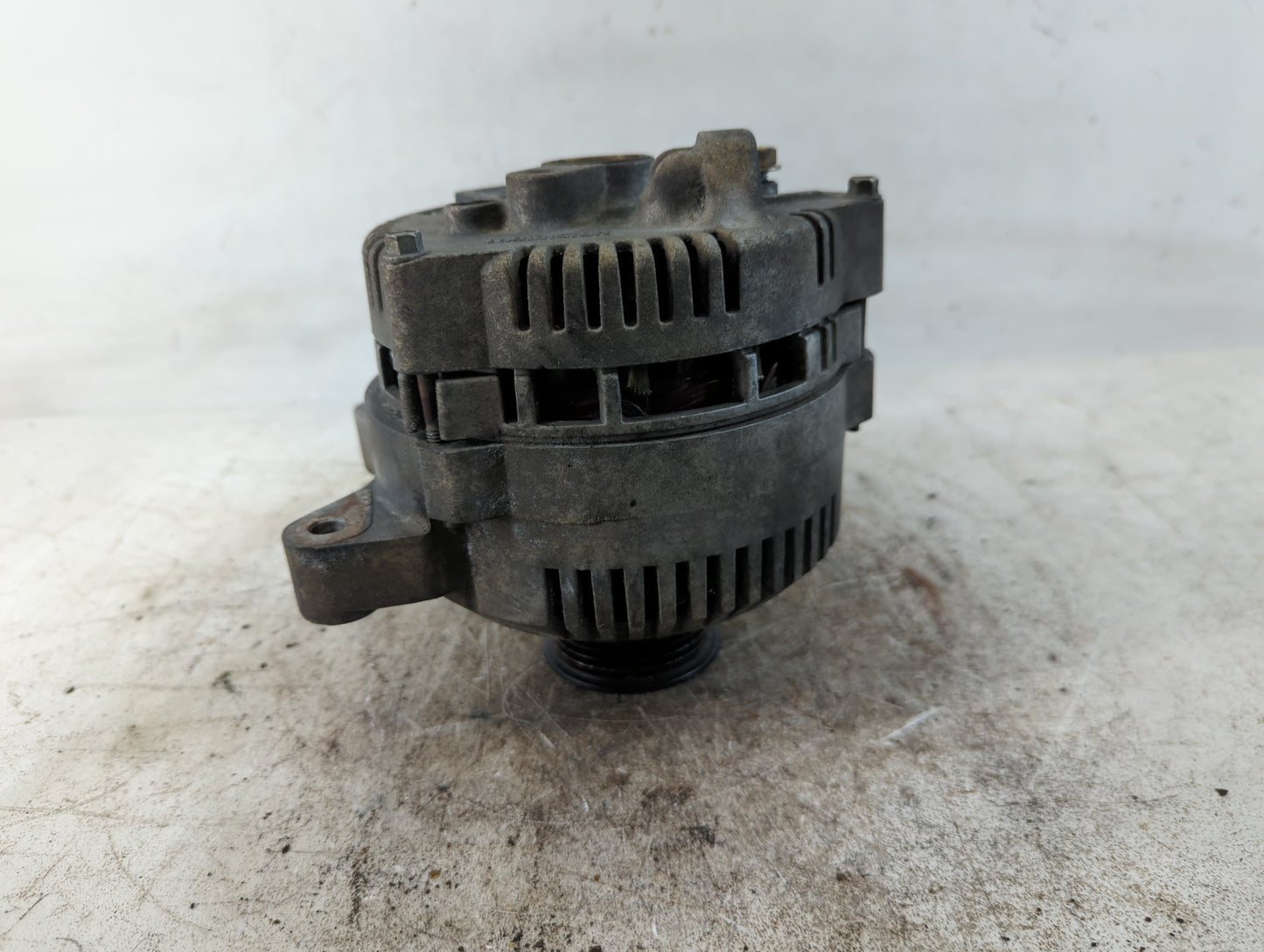 2004-2008 Ford Ranger Alternator Replacement Generator Charging Assembly Engine OEM P/N:F5DU-10316-AA Fits OEM Used Auto Parts - Oemusedautoparts1.com