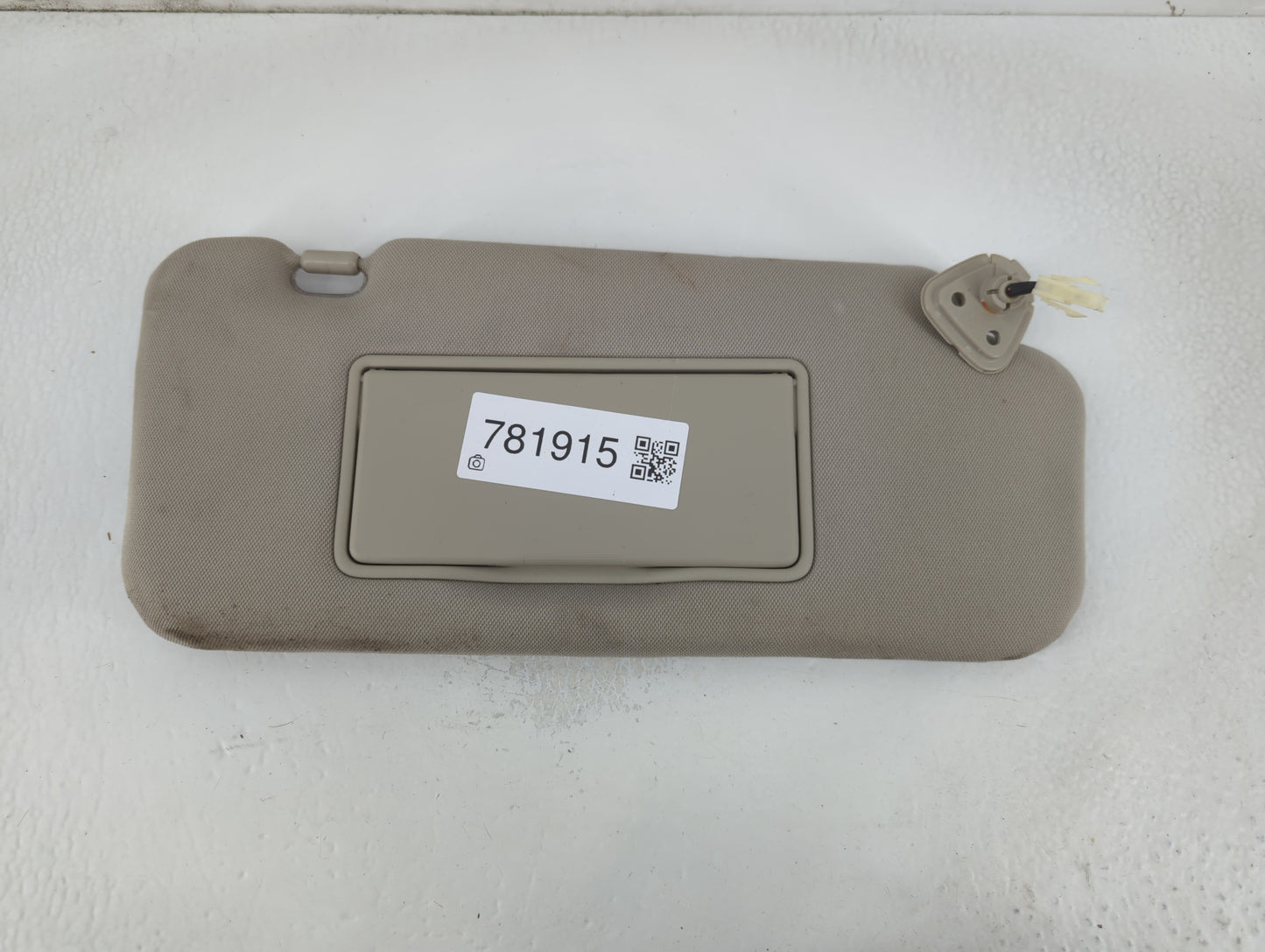 2009-2014 Nissan Murano Sun Visor Shade Replacement Passenger Right Mirror Fits Fits 2009 2010 2011 2012 2013 2014 OEM Used Auto Parts - Oemusedautoparts1.com