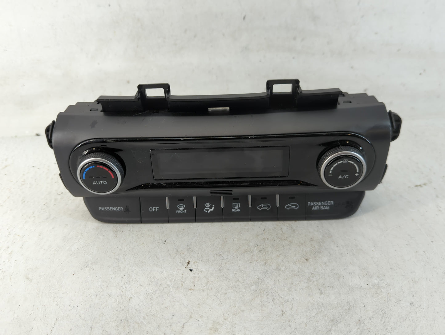 2022 Hyundai Kona Climate Control Module Temperature AC/Heater Replacement P/N:97250-J9DT0 Fits OEM Used Auto Parts - Oemusedautoparts1.com