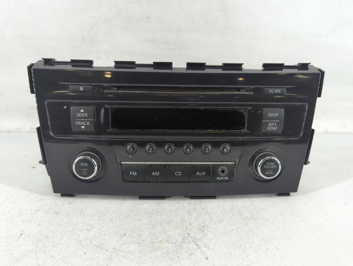 2013-2015 Nissan Altima Radio AM FM Cd Player Receiver Replacement P/N:28185 3TB0G Fits Fits 2013 2014 2015 OEM Used Auto Parts - Oemusedautoparts1.com