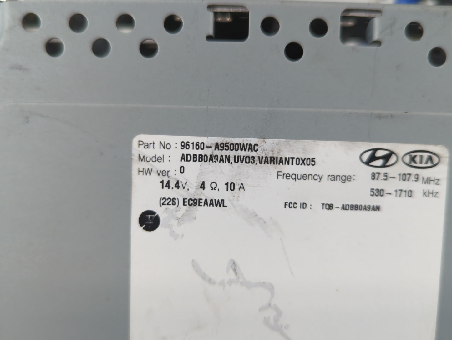 2017-2018 Kia Sedona Radio AM FM Cd Player Receiver Replacement P/N:96160-A9500WAC Fits Fits 2017 2018 OEM Used Auto Parts - Oemusedautoparts1.com