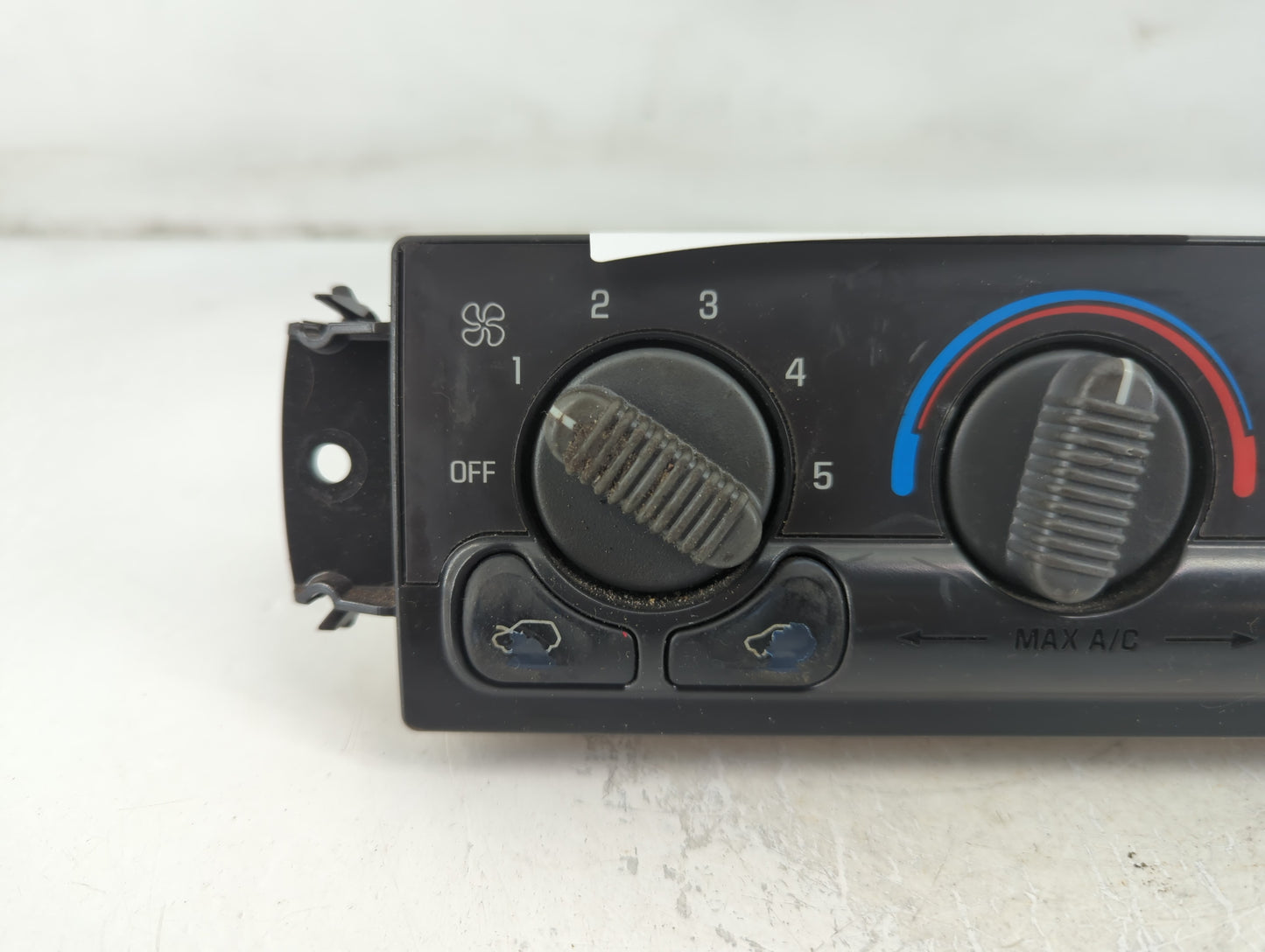 1999-2002 Chevrolet Silverado 1500 Climate Control Module Temperature AC/Heater Replacement P/N:150546971026 Fits OEM Used Auto Parts - Oemusedautoparts1.com