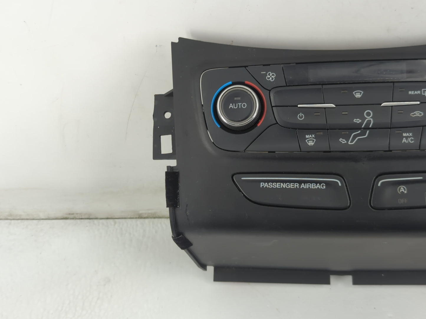 2017 Ford Escape Climate Control Module Temperature AC/Heater Replacement P/N:GJ5T-18C612-AE Fits OEM Used Auto Parts - Oemusedautoparts1.com