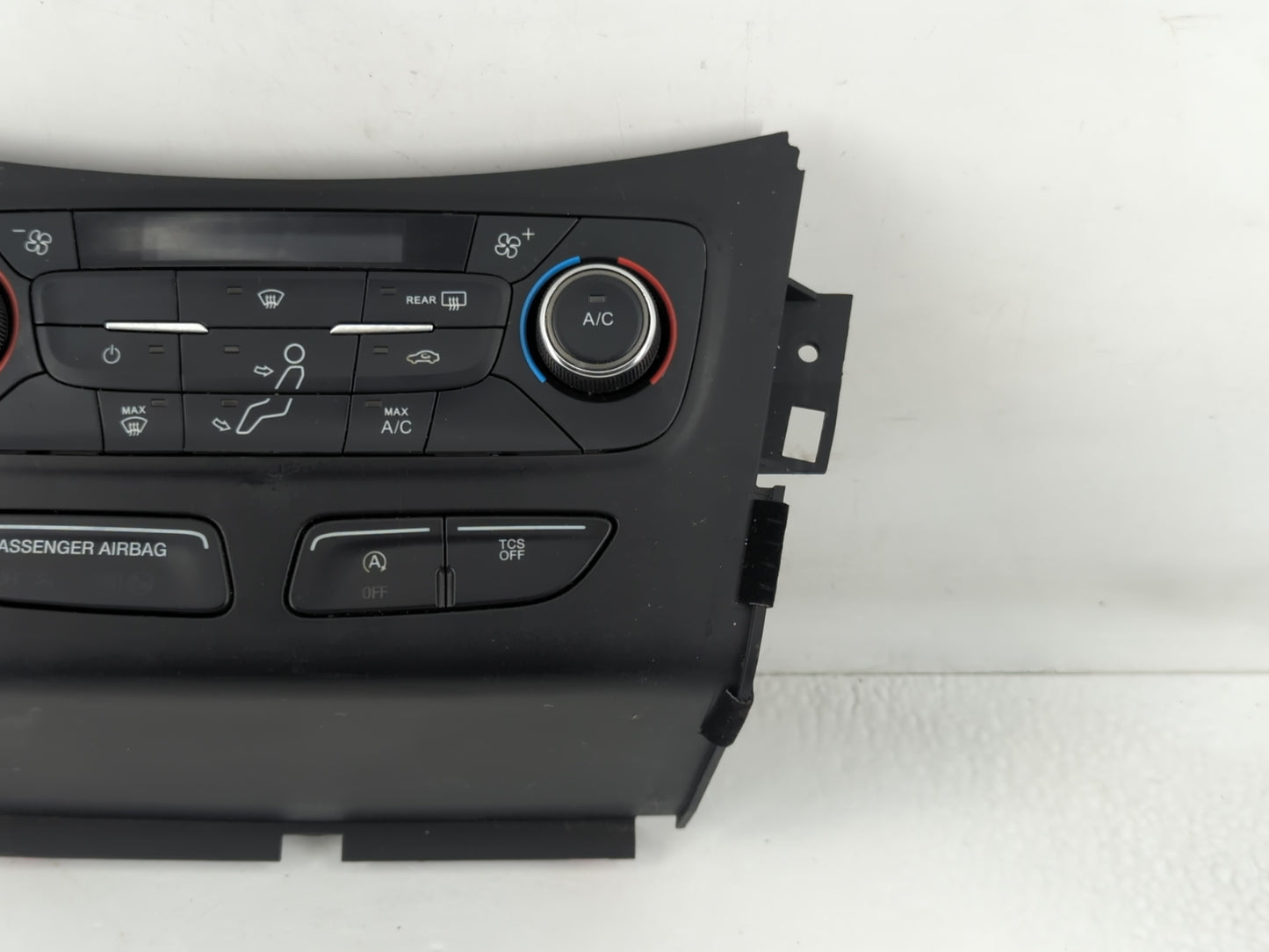 2017 Ford Escape Climate Control Module Temperature AC/Heater Replacement P/N:GJ5T-18C612-AE Fits OEM Used Auto Parts - Oemusedautoparts1.com