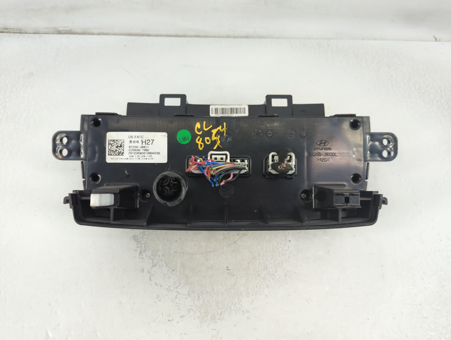 2018-2021 Hyundai Kona Climate Control Module Temperature AC/Heater Replacement P/N:97250-J9411 Fits Fits 2018 2019 2020 2021 OEM Used Auto Parts - Oemusedautoparts1.com