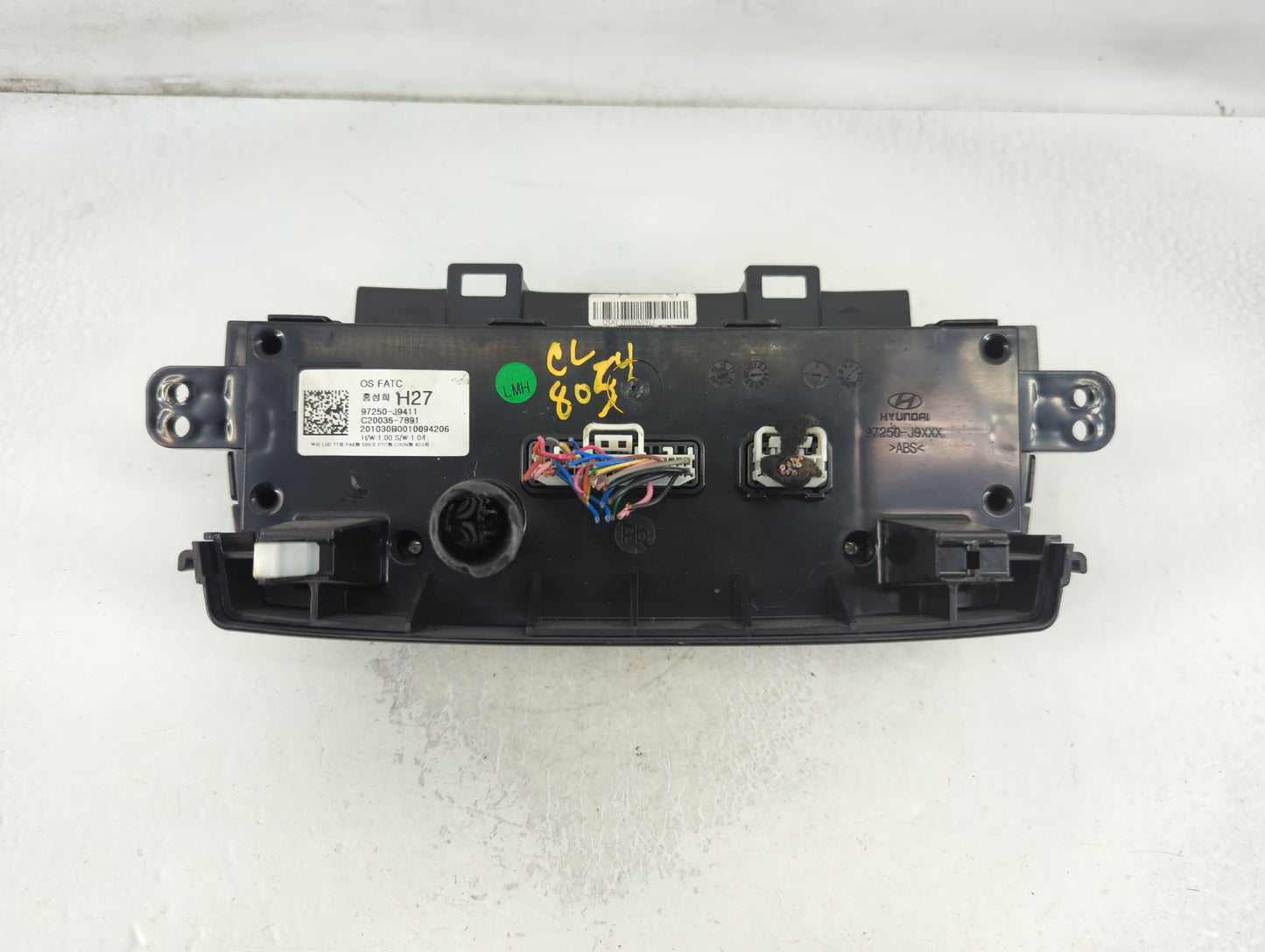 2018-2021 Hyundai Kona Climate Control Module Temperature AC/Heater Replacement P/N:97250-J9411 Fits Fits 2018 2019 2020 2021 OEM Used Auto Parts - Oemusedautoparts1.com