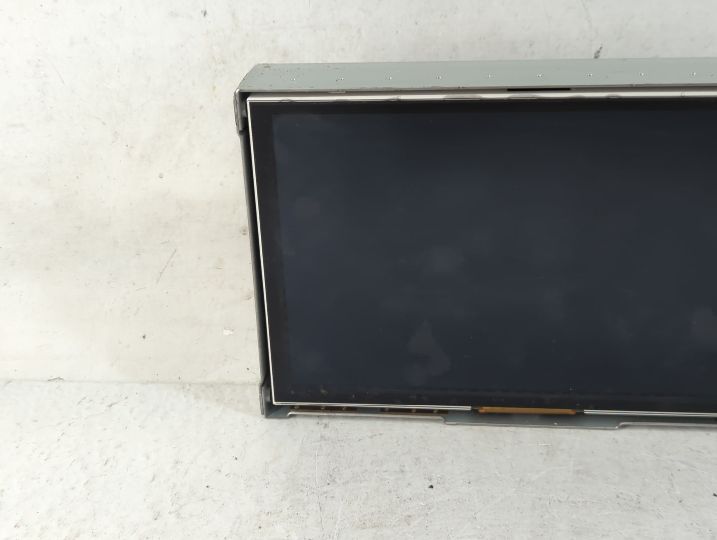 2019-2020 Infiniti Q50 Information Display Screen - Oemusedautoparts1.com