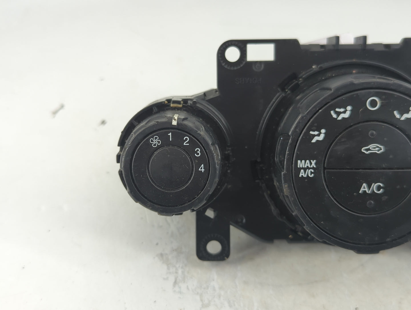 2011-2013 Ford Fiesta Climate Control Module Temperature AC/Heater Replacement P/N:AE83 19980 AE Fits Fits 2011 2012 2013 OEM Used Auto Parts - Oemusedautoparts1.com