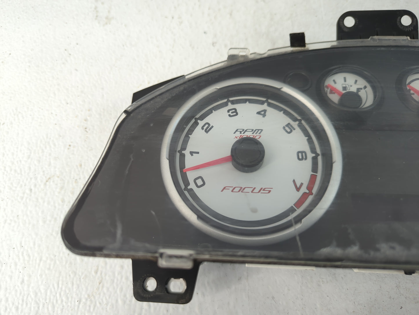 2008-2012 Buick Enclave Instrument Cluster Speedometer Gauges Fits Fits 2008 2009 2010 2011 2012 OEM Used Auto Parts - Oemusedautoparts1.com