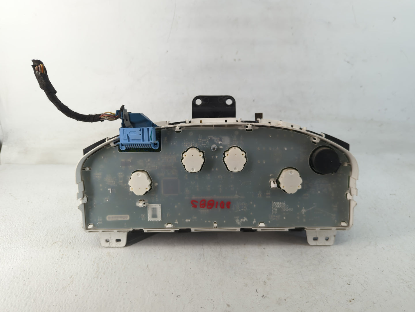 2008-2012 Buick Enclave Instrument Cluster Speedometer Gauges Fits Fits 2008 2009 2010 2011 2012 OEM Used Auto Parts - Oemusedautoparts1.com