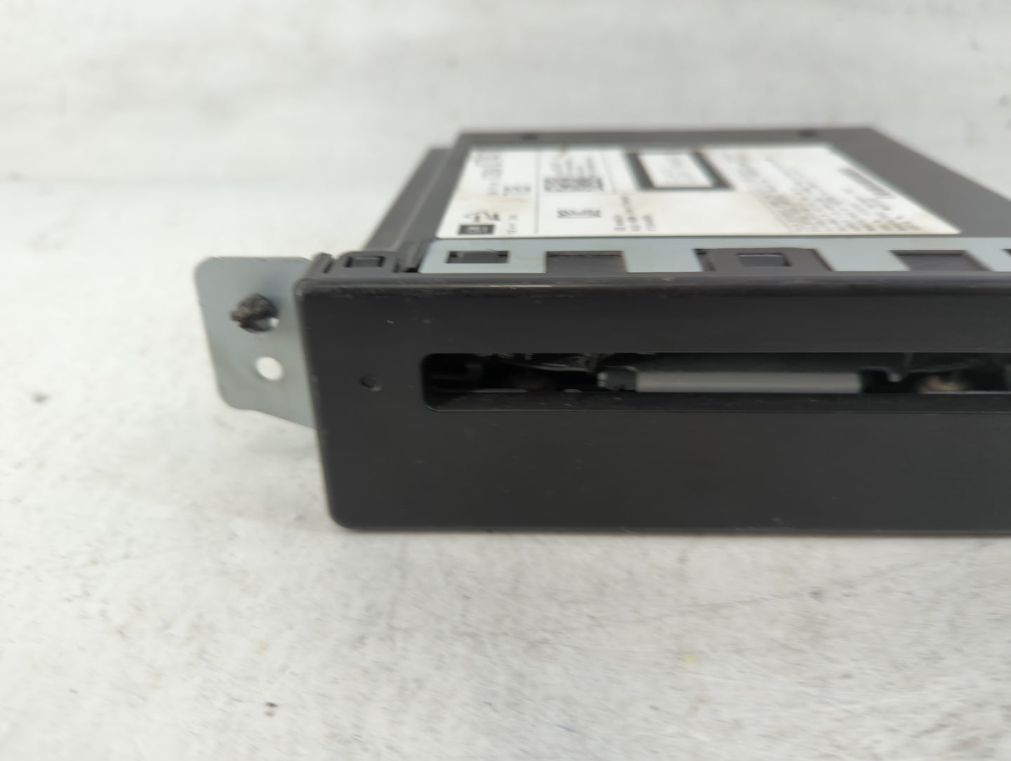 2014 Cadillac Srx Radio AM FM Cd Player Receiver Replacement P/N:13590747 Fits OEM Used Auto Parts - Oemusedautoparts1.com