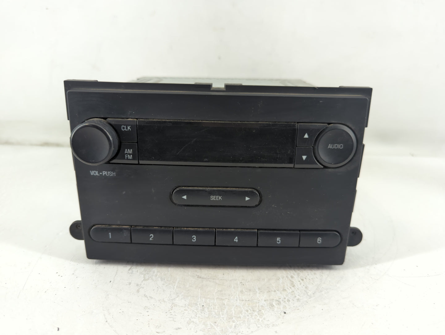 2009-2010 Ford F-150 Radio AM FM Cd Player Receiver Replacement P/N:9L3T-18K810-BB A12169455 Fits Fits 2009 2010 OEM Used Auto Parts - Oemusedautoparts1.com