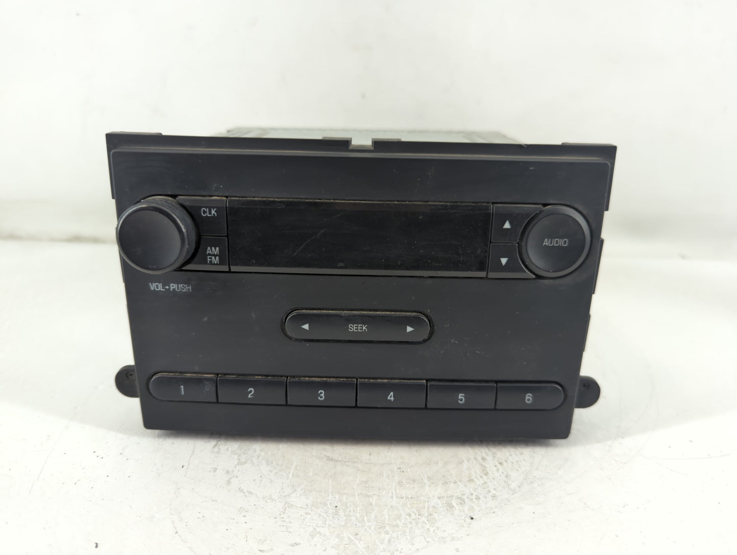 2009-2010 Ford F-150 Radio AM FM Cd Player Receiver Replacement P/N:9L3T-18K810-BB A12169455 Fits Fits 2009 2010 OEM Used Auto Parts - Oemusedautoparts1.com