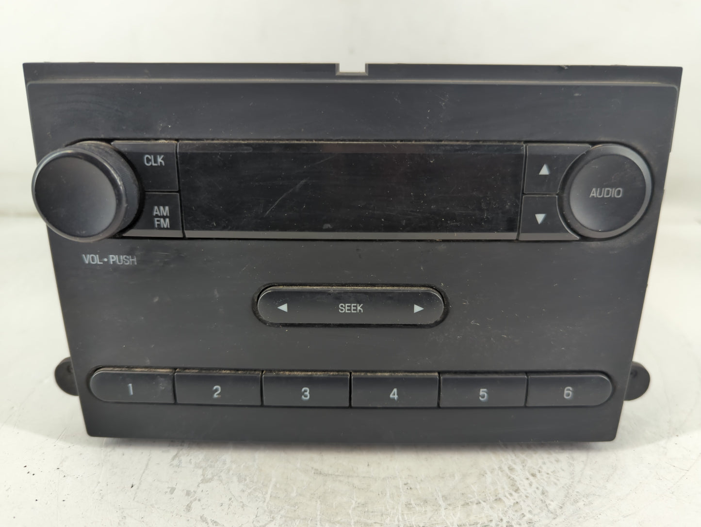 2009-2010 Ford F-150 Radio AM FM Cd Player Receiver Replacement P/N:9L3T-18K810-BB A12169455 Fits Fits 2009 2010 OEM Used Auto Parts - Oemusedautoparts1.com
