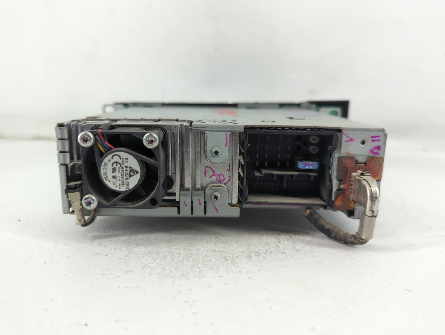 2008-2010 Bmw 535i Radio AM FM Cd Player Receiver Replacement P/N:E11 10R-02 4055 Fits Fits 2008 2009 2010 OEM Used Auto Parts - Oemusedautoparts1.com