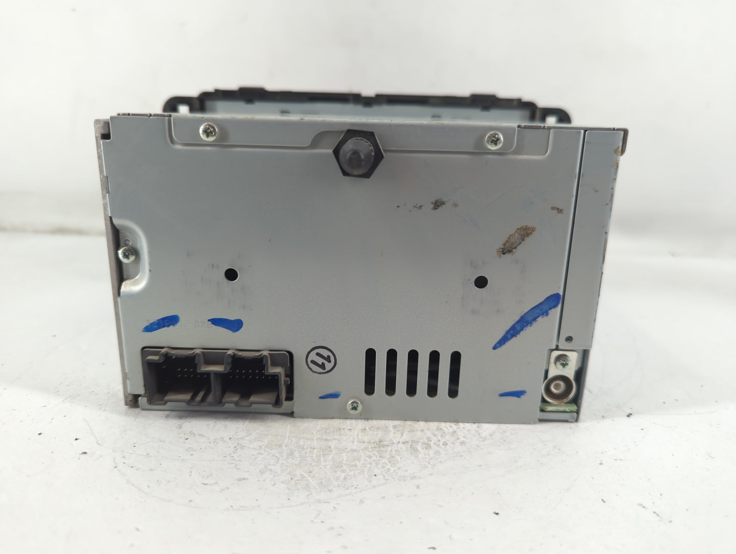 2006-2008 Chevrolet Impala Radio AM FM Cd Player Receiver Replacement P/N:15951757 Fits Fits 2006 2007 2008 OEM Used Auto Parts - Oemusedautoparts1.com