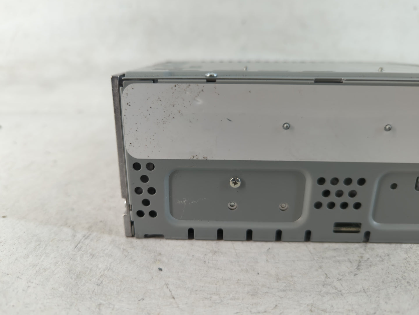 2017-2020 Ford Fusion Radio AM FM Cd Player Receiver Replacement P/N:KS7T-18D818-YB Fits Fits 2017 2018 2019 2020 OEM Used Auto Parts - Oemusedautoparts1.com