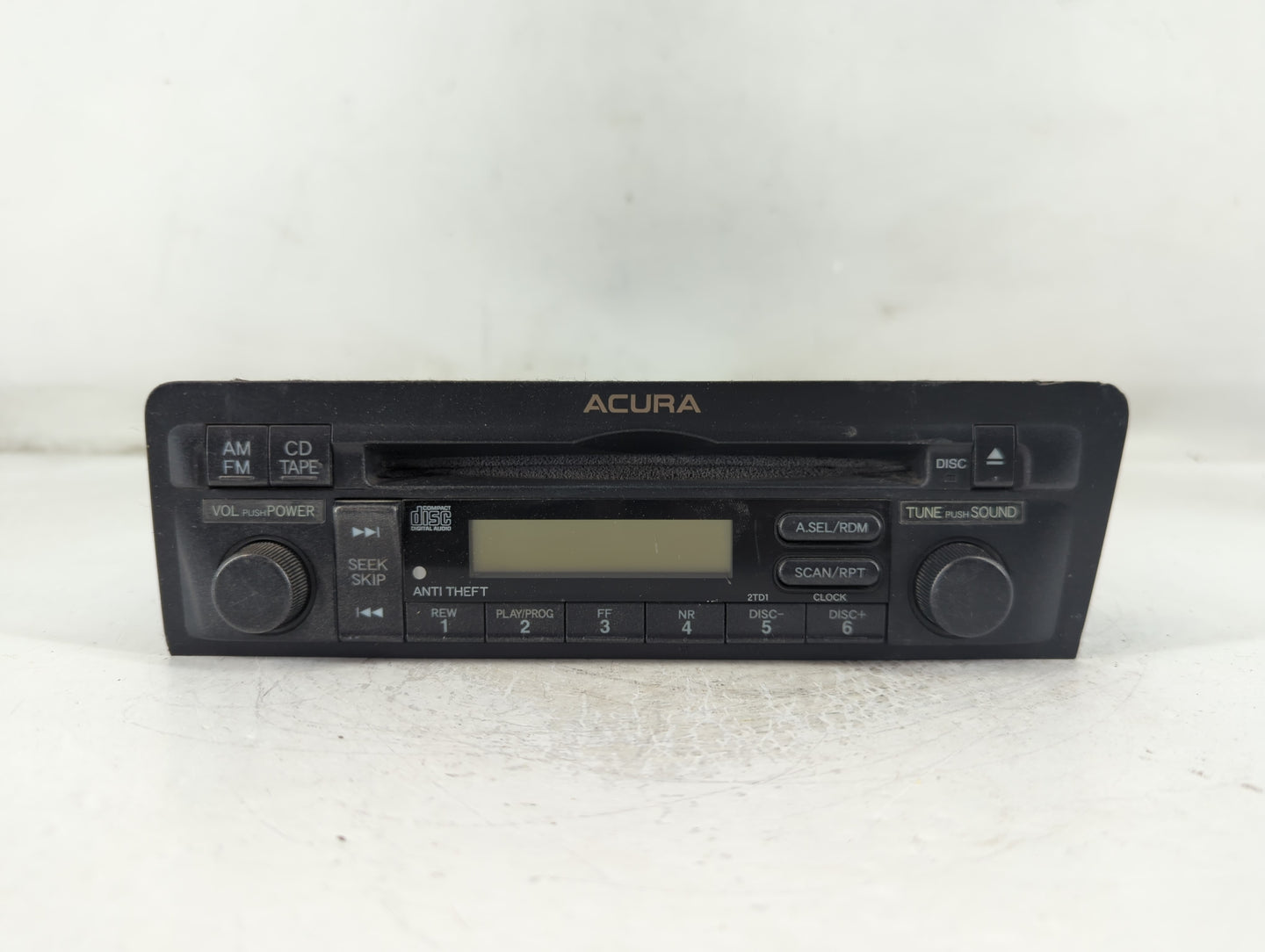 2004-2005 Acura El Radio AM FM Cd Player Receiver Replacement P/N:39101-S5N-A210-M1 Fits Fits 2004 2005 OEM Used Auto Parts - Oemusedautoparts1.com
