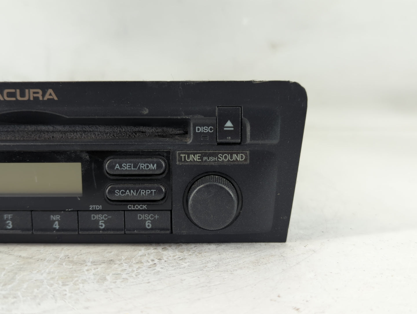 2004-2005 Acura El Radio AM FM Cd Player Receiver Replacement P/N:39101-S5N-A210-M1 Fits Fits 2004 2005 OEM Used Auto Parts - Oemusedautoparts1.com