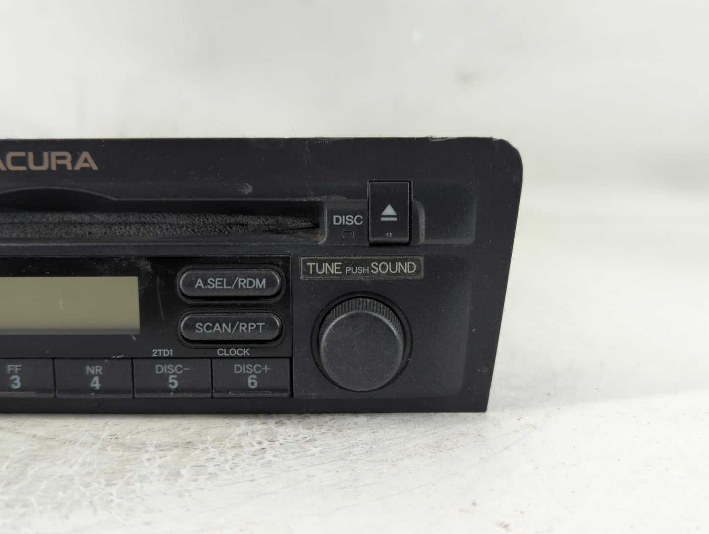 2004-2005 Acura El Radio AM FM Cd Player Receiver Replacement P/N:39101-S5N-A210-M1 Fits Fits 2004 2005 OEM Used Auto Parts - Oemusedautoparts1.com