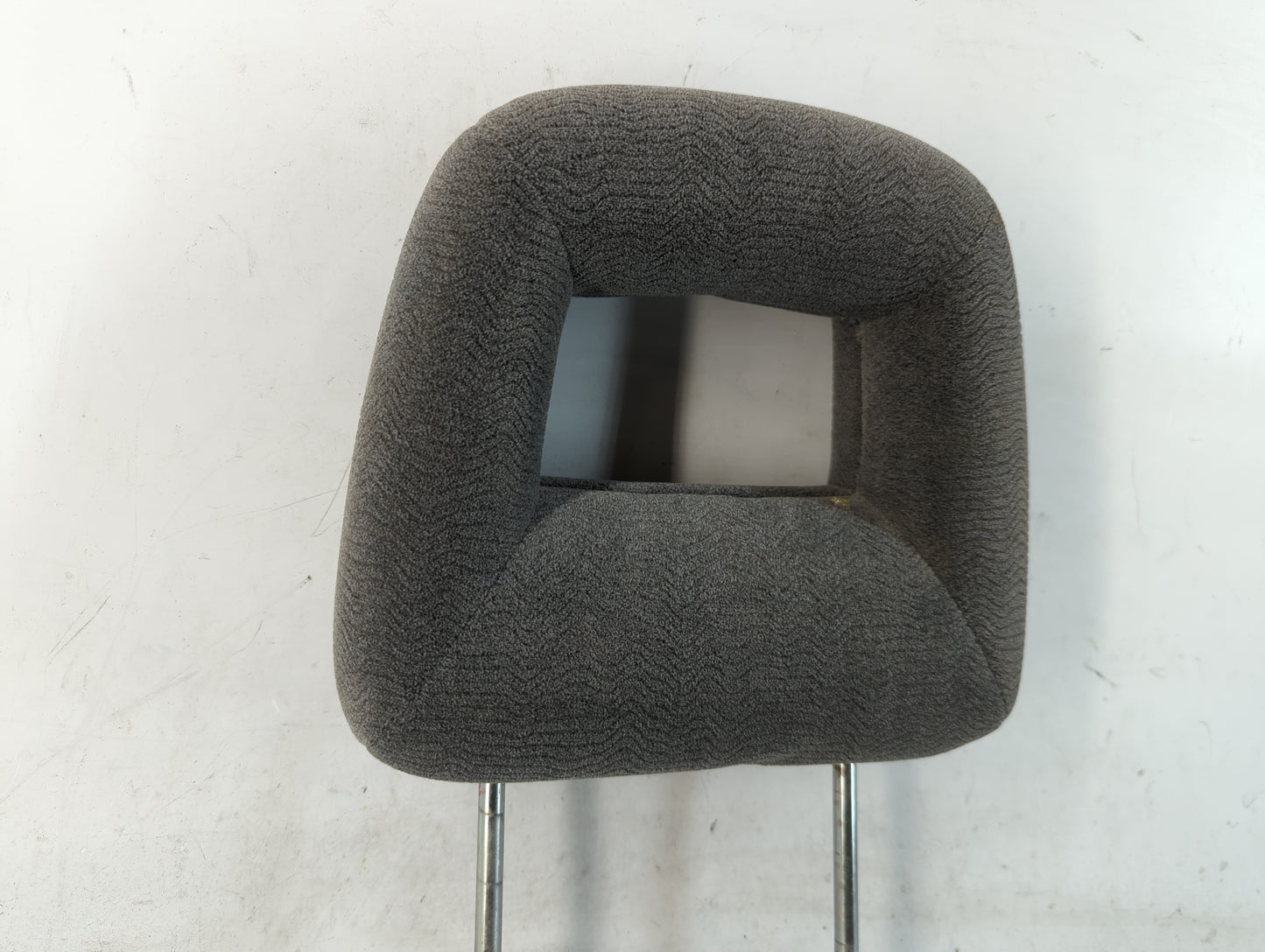 2002 Suzuki Xl-7 Headrest Head Rest Front Driver Passenger Seat Fits OEM Used Auto Parts - Oemusedautoparts1.com