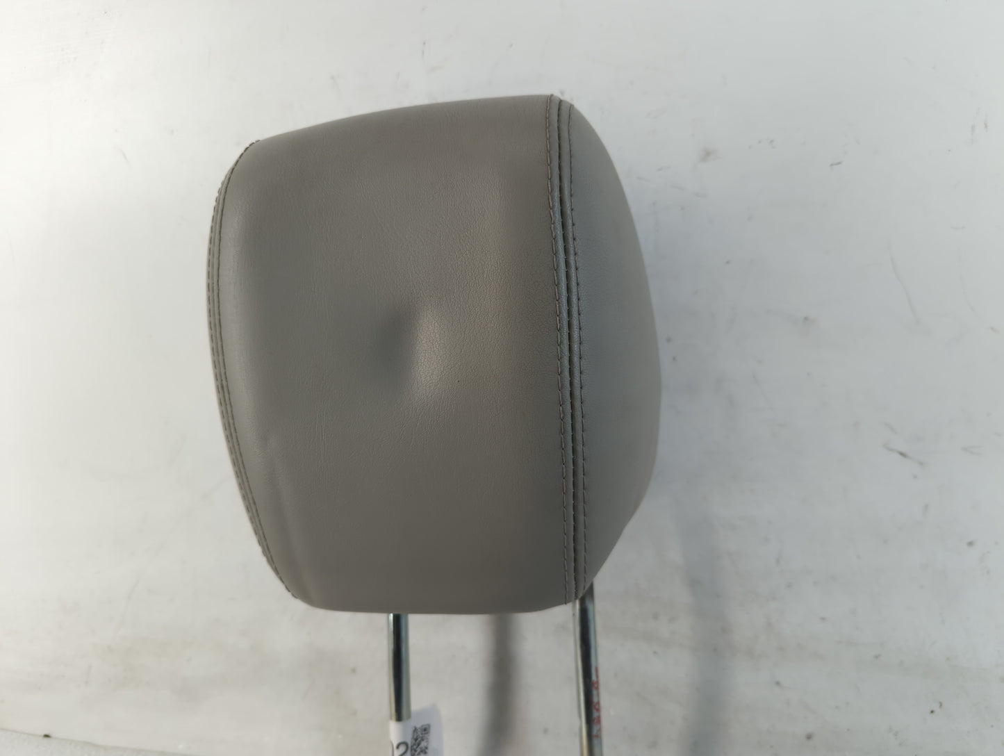 2009-2011 Buick Enclave Headrest Head Rest Front Driver Passenger Seat Fits Fits 2009 2010 2011 OEM Used Auto Parts - Oemusedautoparts1.com