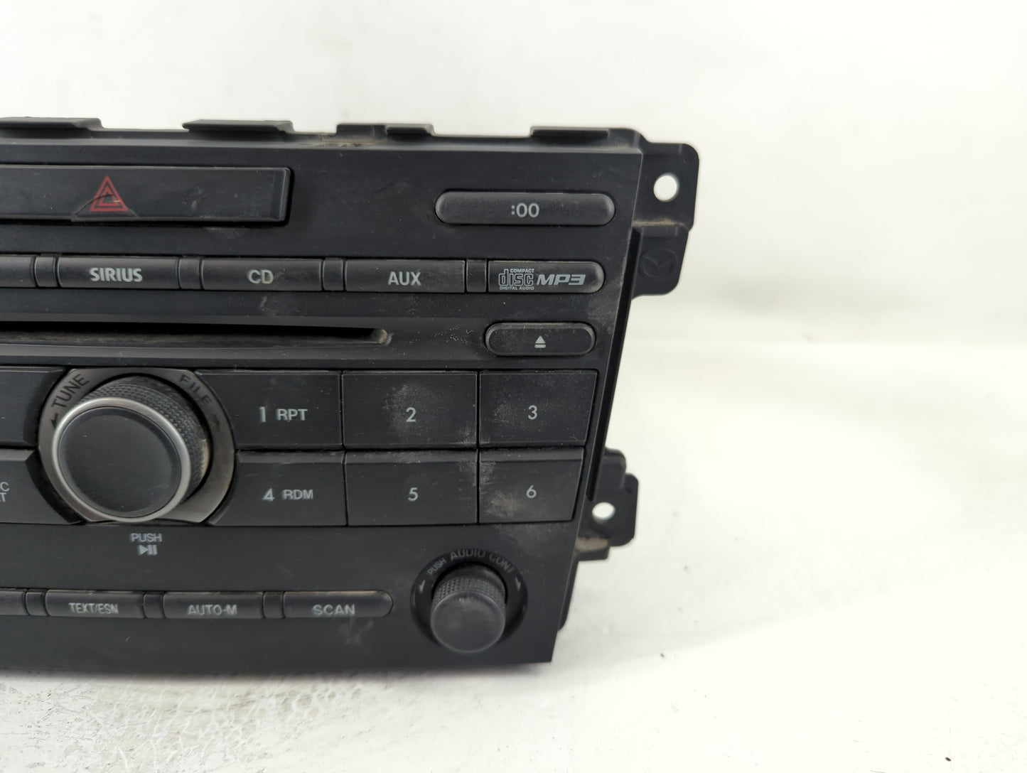 2010 Mazda Cx-7 Radio AM FM Cd Player Receiver Replacement P/N:EH4566ARXA Fits OEM Used Auto Parts - Oemusedautoparts1.com
