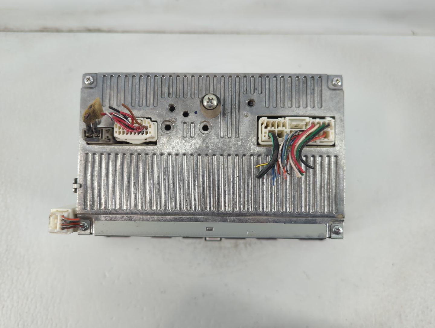 2010 Mazda Cx-7 Radio AM FM Cd Player Receiver Replacement P/N:EH4566ARXA Fits OEM Used Auto Parts - Oemusedautoparts1.com