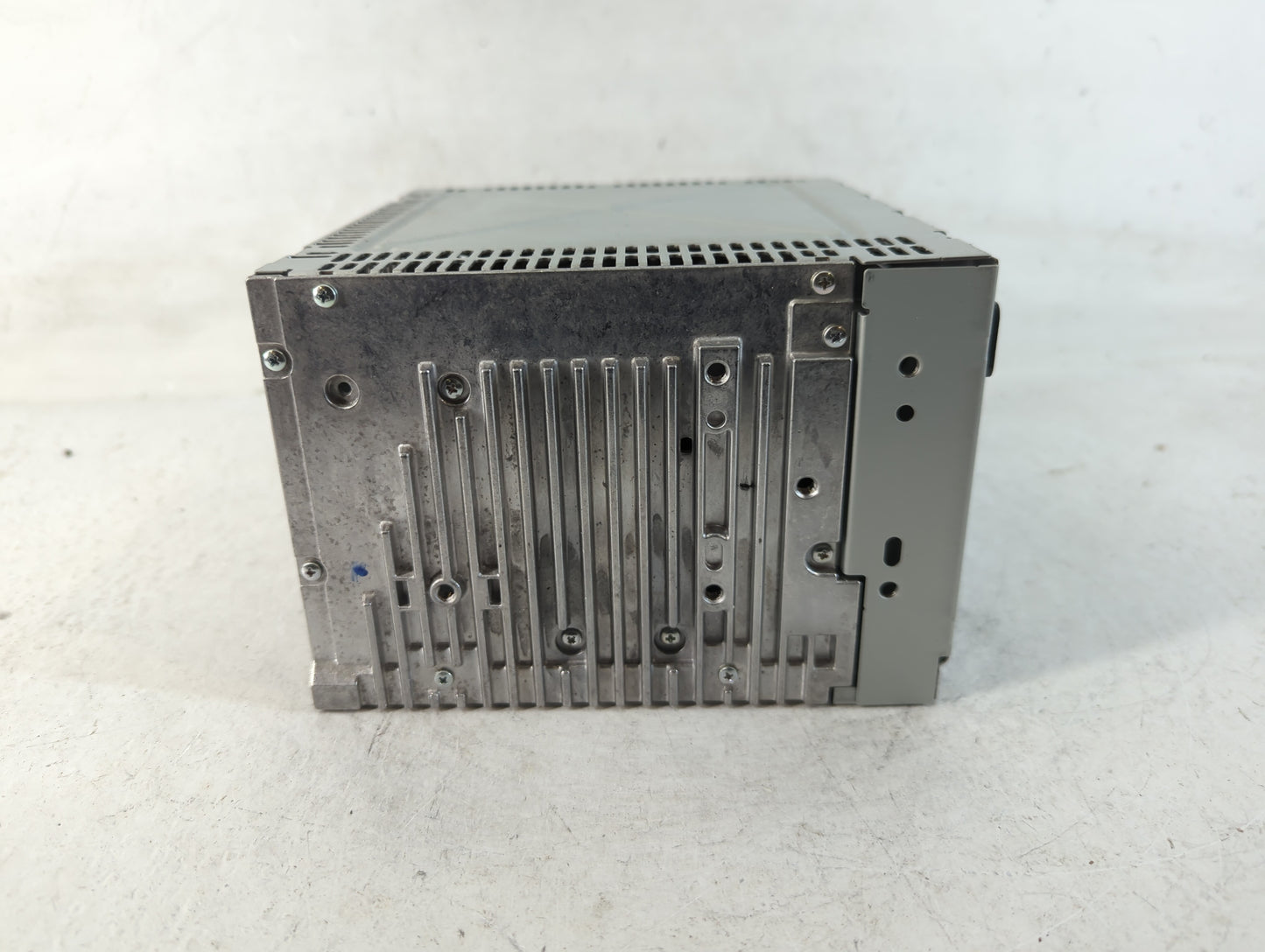 2010 Ford Fusion Radio AM FM Cd Player Receiver Replacement P/N:9E5T-19C157-AC Fits OEM Used Auto Parts - Oemusedautoparts1.com