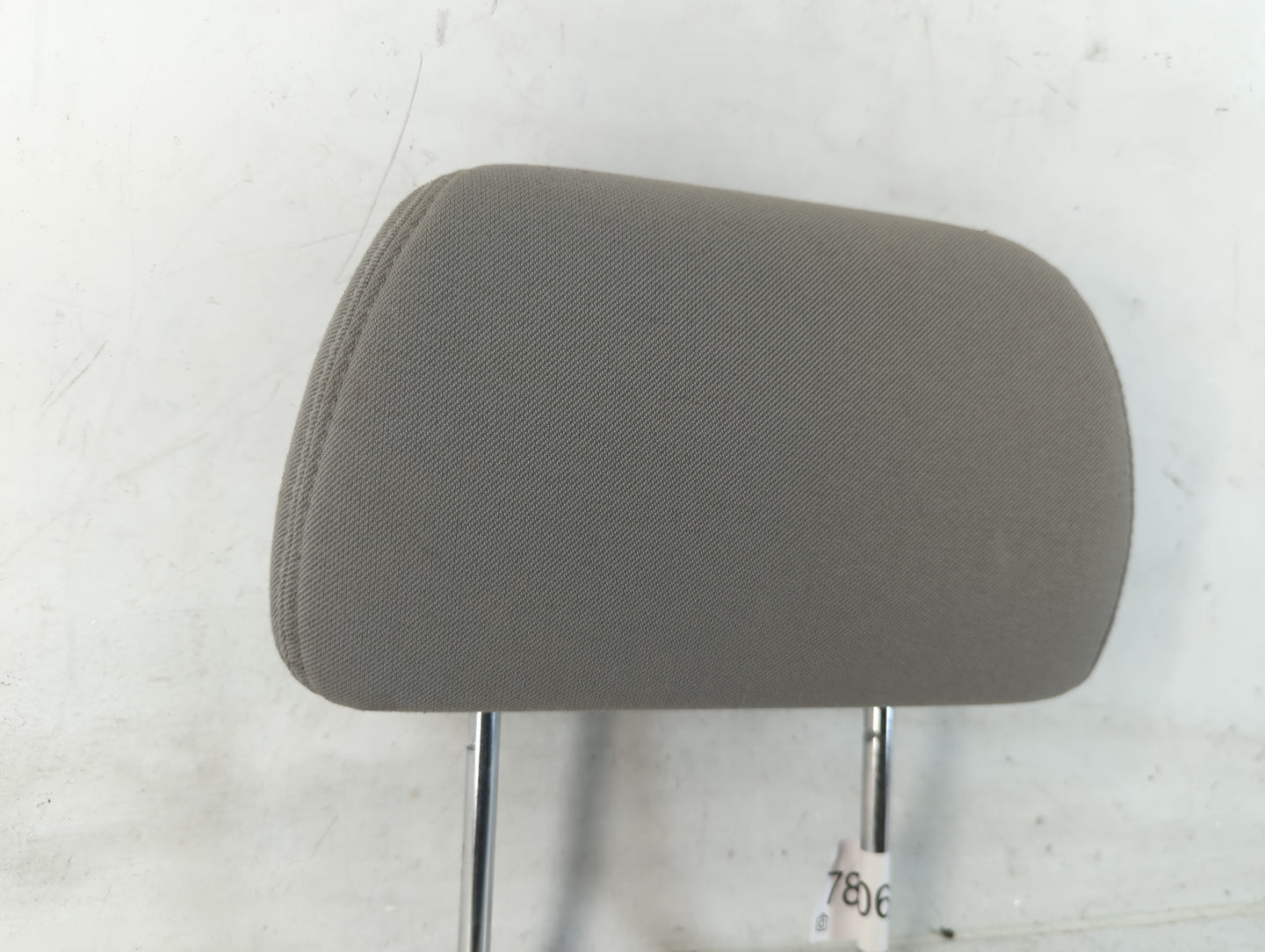 2007 Chevrolet Malibu Headrest Head Rest Front Driver Passenger Seat Fits OEM Used Auto Parts - Oemusedautoparts1.com