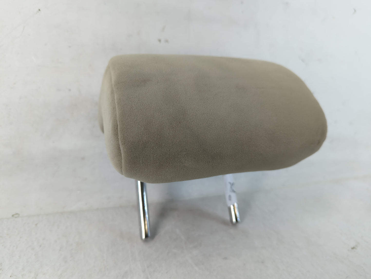 2007-2008 Toyota Camry Headrest Head Rest Front Driver Passenger Seat Fits Fits 2007 2008 OEM Used Auto Parts - Oemusedautoparts1.com
