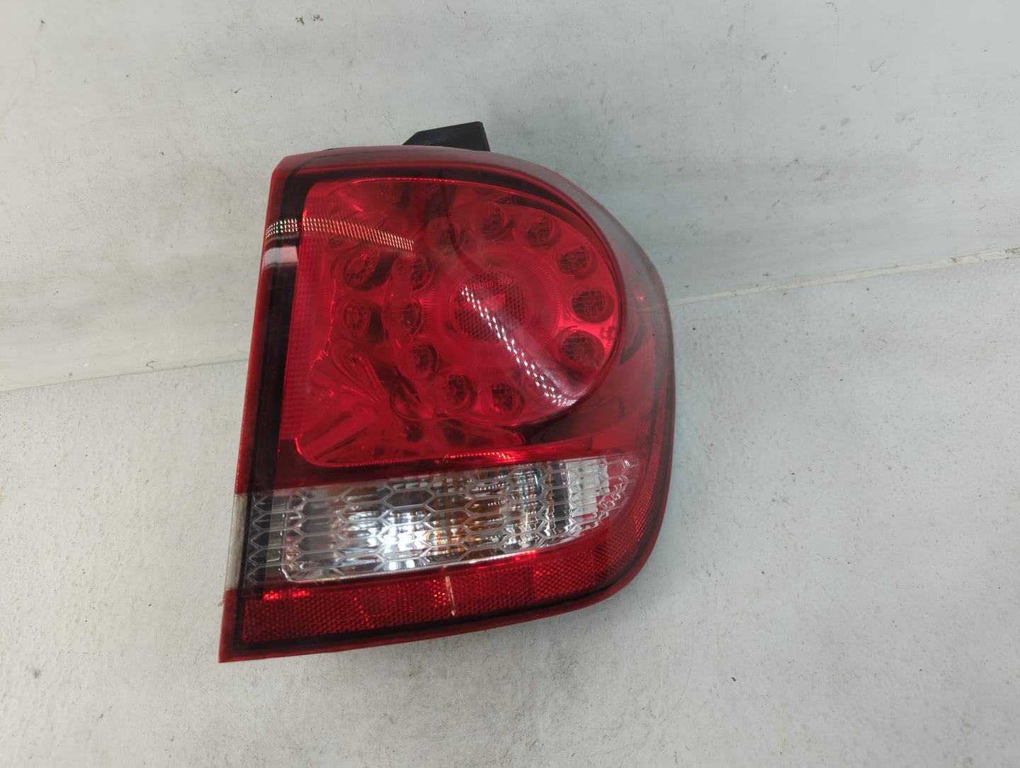 2014 Dodge Journey Tail Light Assembly Passenger Right OEM P/N:68078464AD Fits OEM Used Auto Parts - Oemusedautoparts1.com