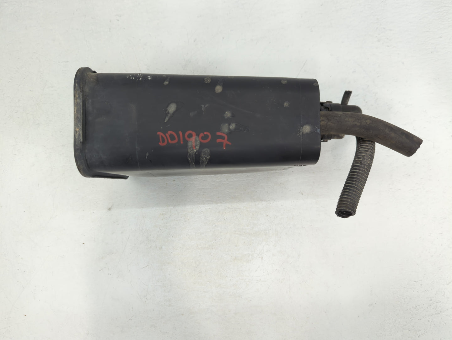 2005 Mercury Grand Marquis Fuel Vapor Charcoal Canister - Oemusedautoparts1.com