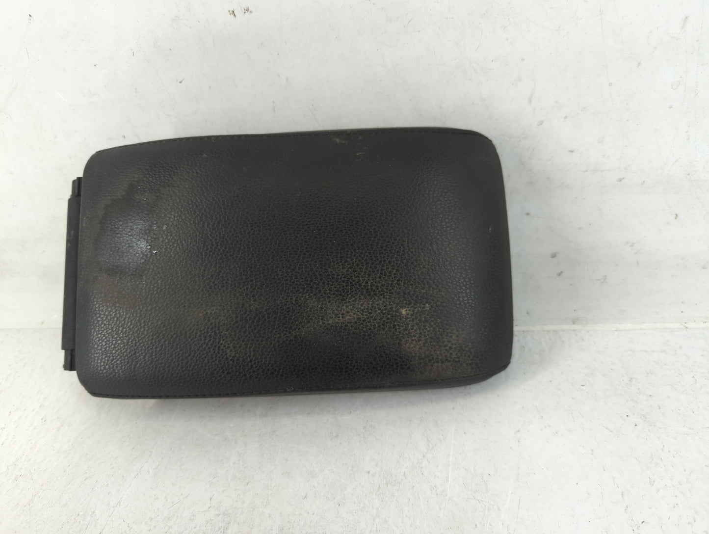 2010-2014 Volkswagen Jetta Center Console Armrest Cover Lid Fits Fits 2010 2011 2012 2013 2014 OEM Used Auto Parts - Oemusedautoparts1.com