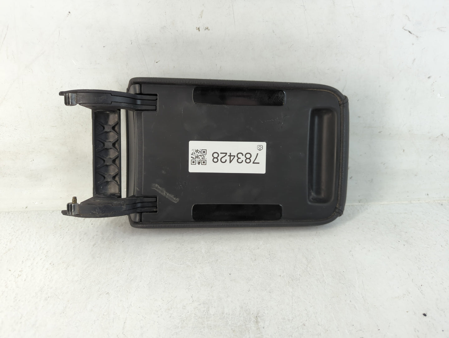 2010-2014 Volkswagen Jetta Center Console Armrest Cover Lid Fits Fits 2010 2011 2012 2013 2014 OEM Used Auto Parts - Oemusedautoparts1.com