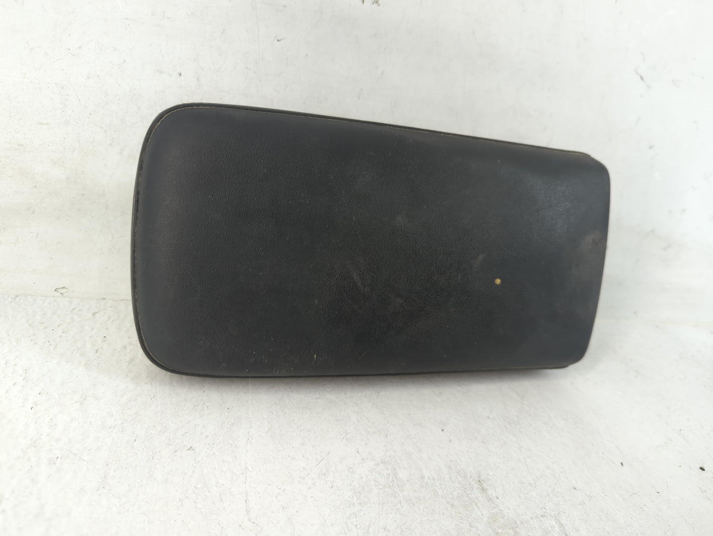 2015 Lexus Ct200h Center Console Armrest Cover Lid Fits OEM Used Auto Parts - Oemusedautoparts1.com