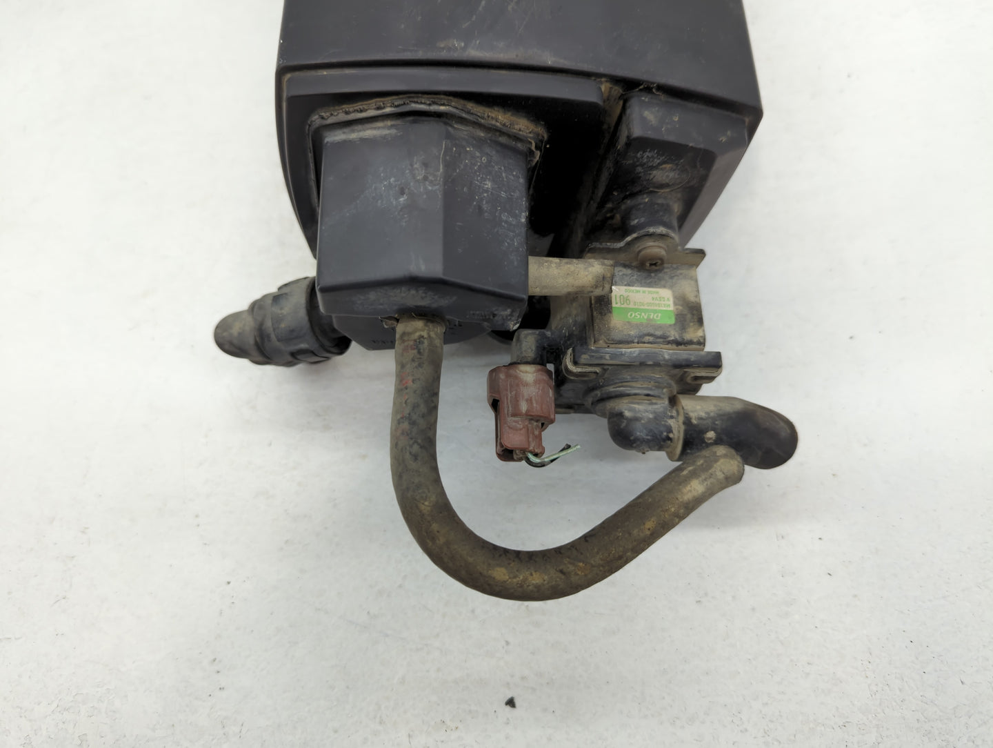2000 Honda Accord Fuel Vapor Charcoal Canister - Oemusedautoparts1.com