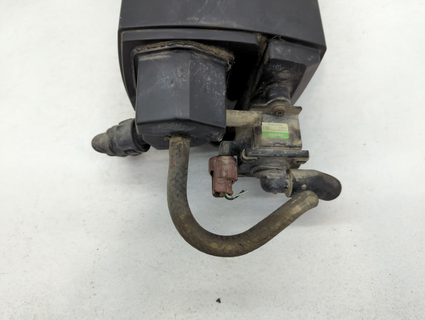 2000 Honda Accord Fuel Vapor Charcoal Canister - Oemusedautoparts1.com