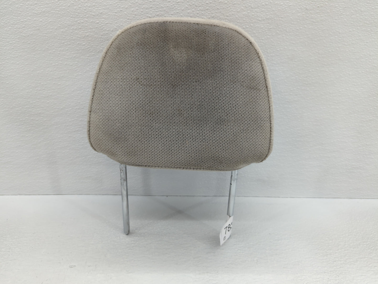 2002 Lexus Es300 Headrest Head Rest Front Driver Passenger Seat Fits OEM Used Auto Parts - Oemusedautoparts1.com
