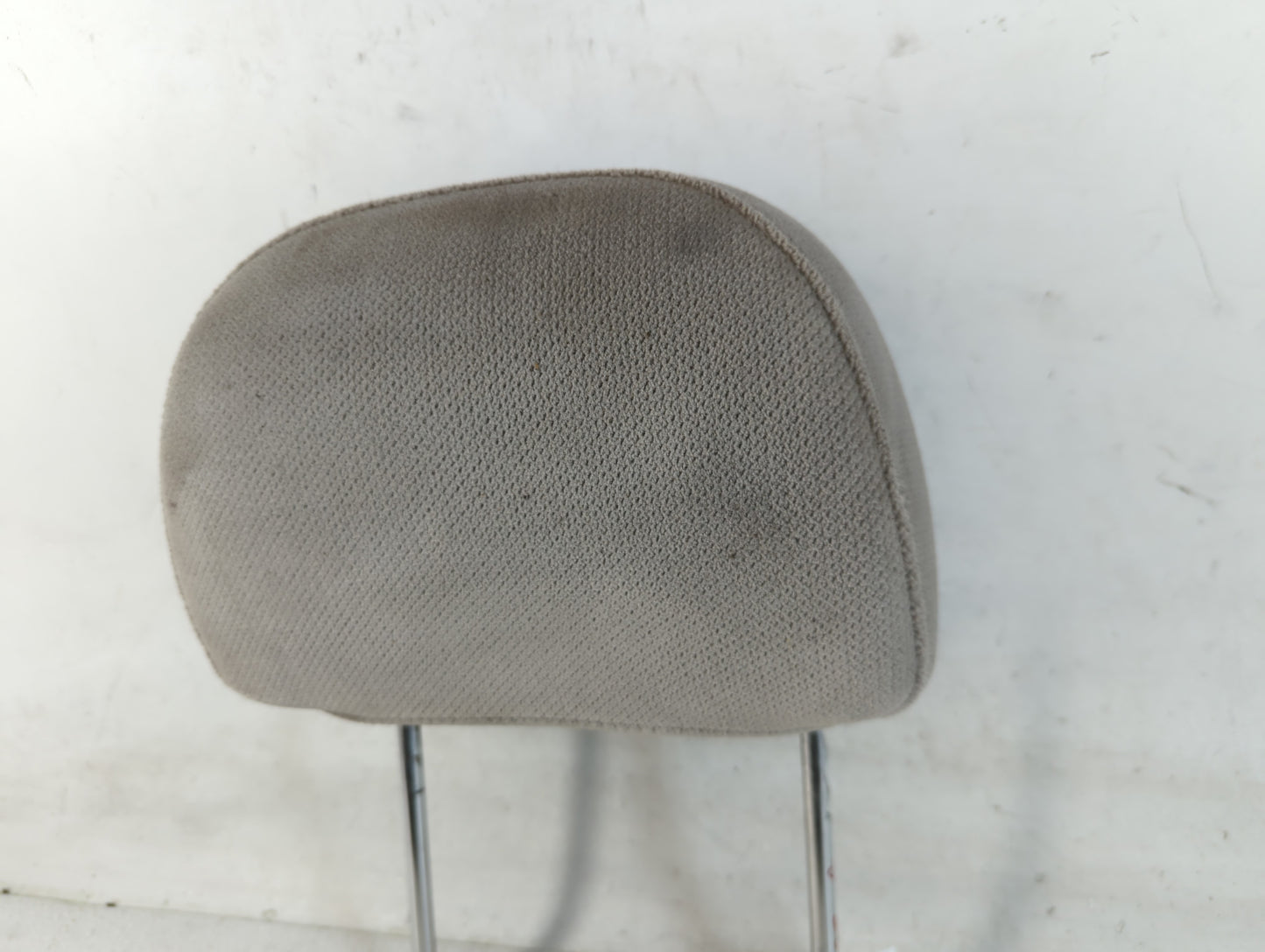 2006-2008 Chevrolet Impala Headrest Head Rest Front Driver Passenger Seat Fits Fits 2006 2007 2008 OEM Used Auto Parts - Oemusedautoparts1.com