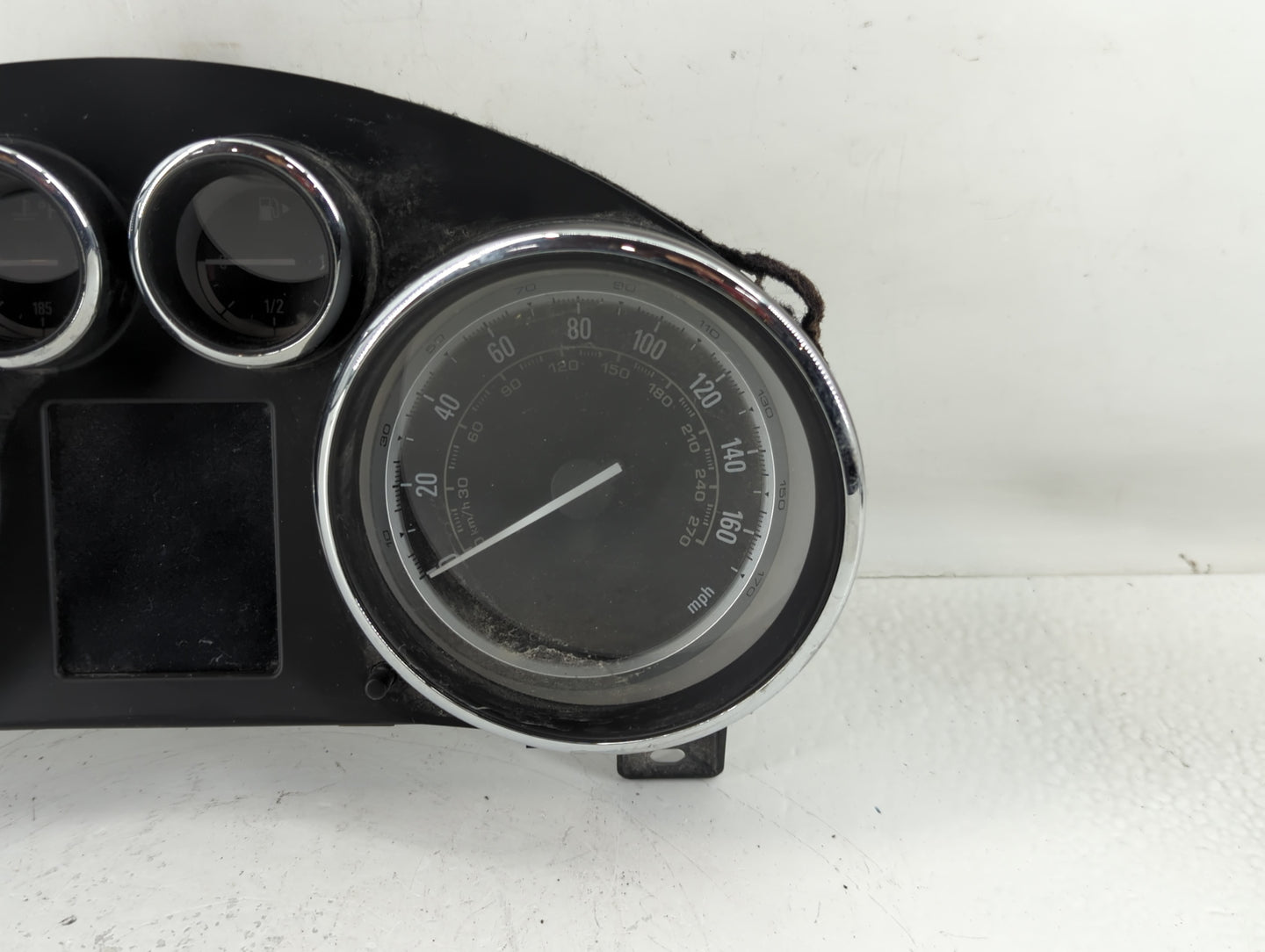 2014-2015 Buick Verano Instrument Cluster Speedometer Gauges P/N:22993180 Fits Fits 2014 2015 OEM Used Auto Parts - Oemusedautoparts1.com