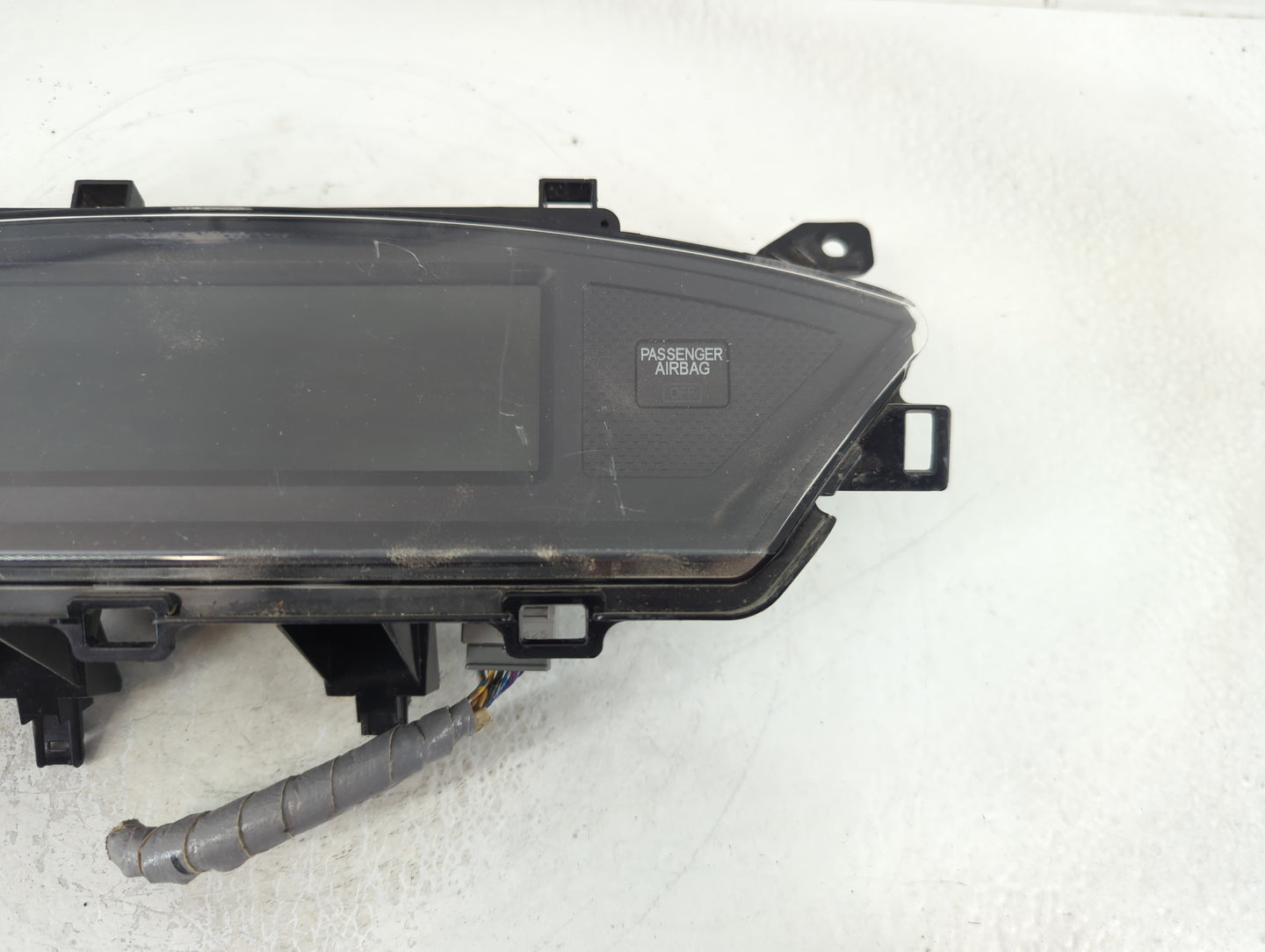 2009-2010 Honda Pilot Instrument Cluster Speedometer Gauges P/N:78100-SZA-A420-M1 M11012113 Fits Fits 2009 2010 OEM Used Auto Parts - Oemusedautoparts1.com